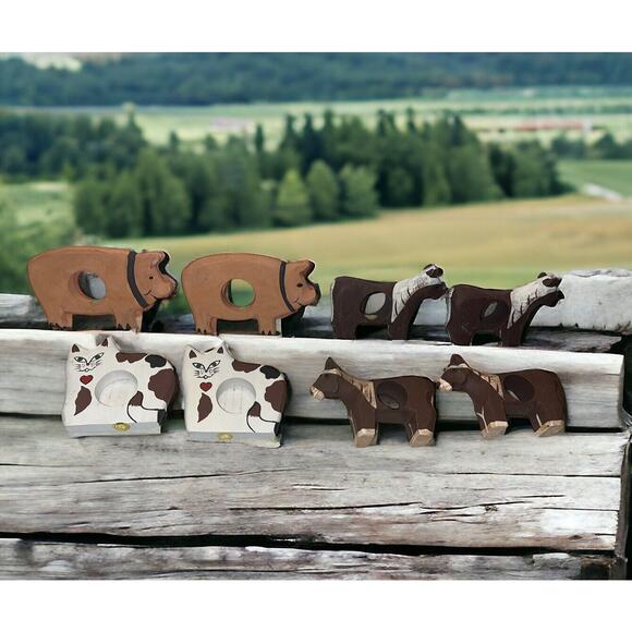 VINTAGE 8 Wooden Napkin Rings Rustic Farm Animals 3" hand painted Cat, pig,horse - Picture 1 of 8